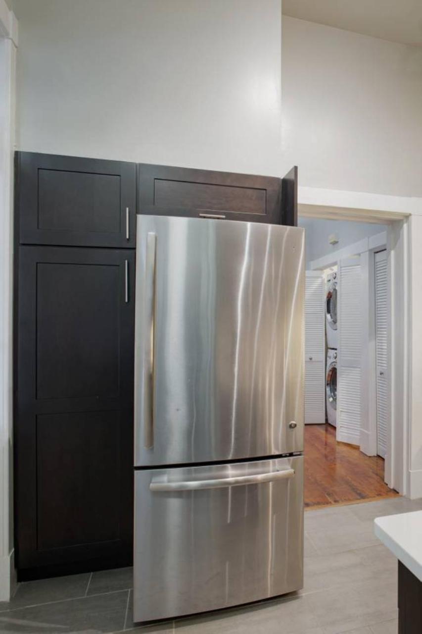 Appartement 420Waldburg A - Modern Apt With Southern Charm Blocks From Forsyth à Savannah Extérieur photo
