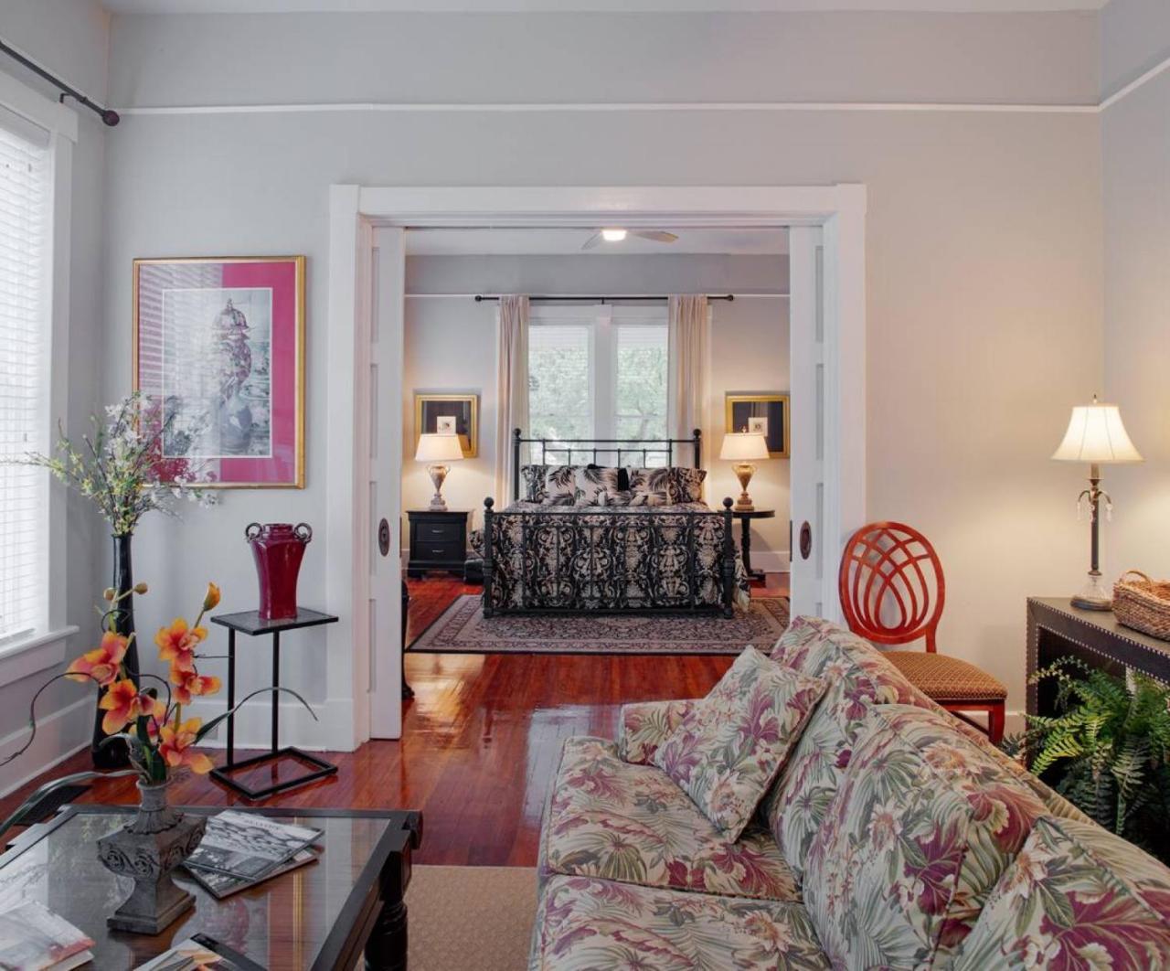 Appartement 420Waldburg A - Modern Apt With Southern Charm Blocks From Forsyth à Savannah Extérieur photo